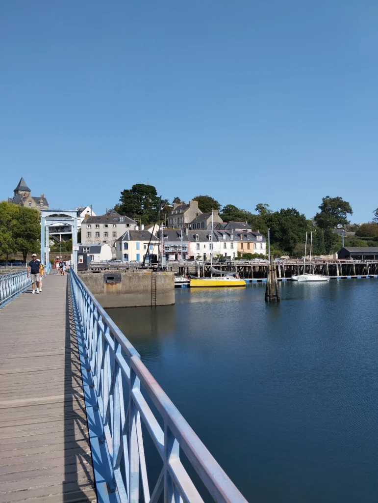 photo prise sur le pont de port-rhu à douarnenez
